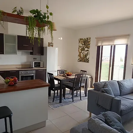 Apartment Corali Tersephanou