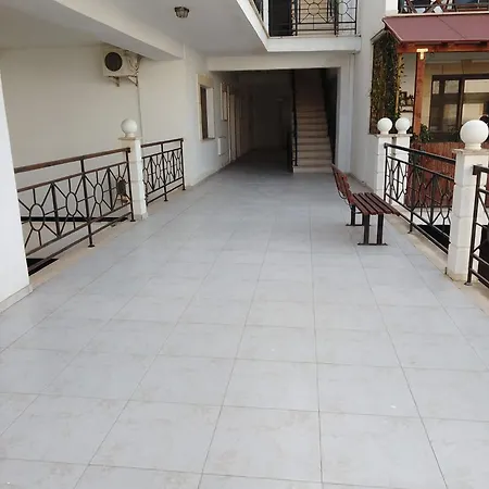 Apartament Corali *