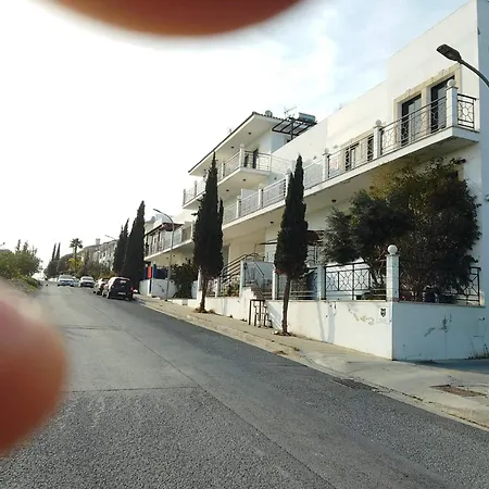 Apartment Corali Tersephanou